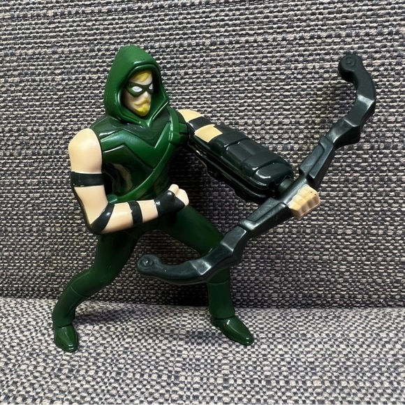 McDonald's Happy Meal Toy Green Arrow Justice League DC Comics Action Figure 4" - Picture 2 of 4